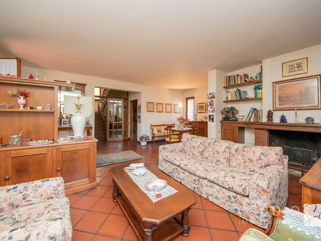 casa indipendente in vendita a Pistoia in zona Stadio