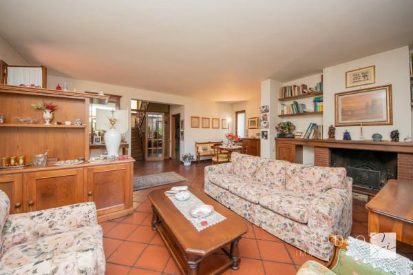 casa indipendente in vendita a Pistoia in zona Stadio