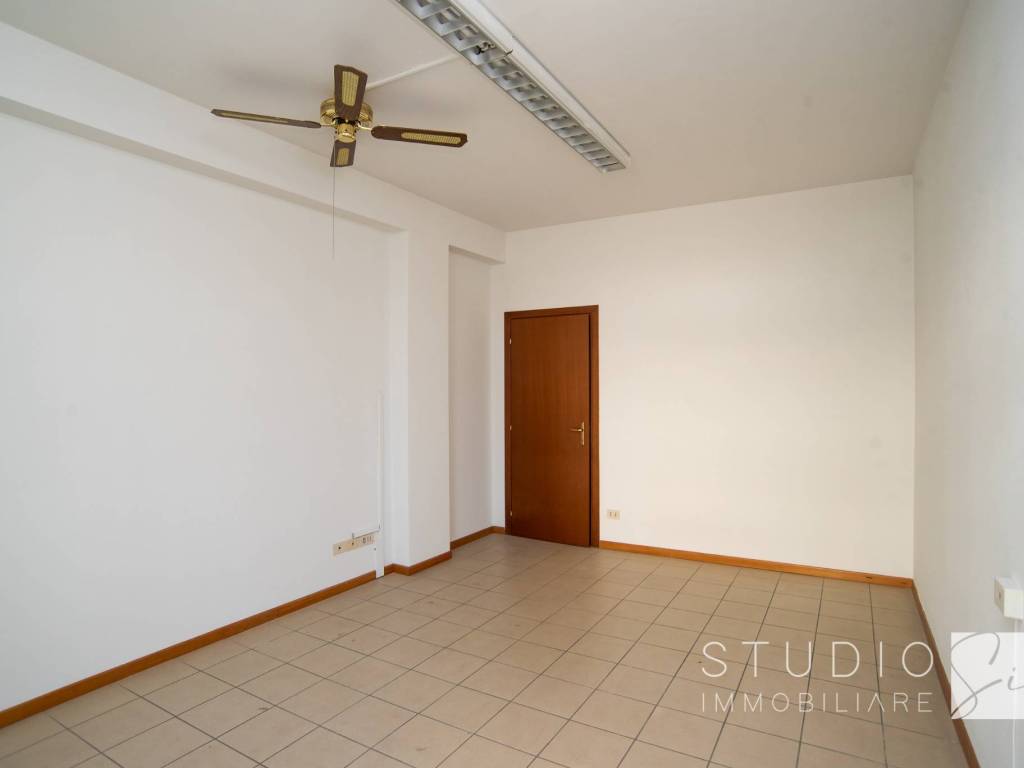 intera palazzina in vendita a Pistoia