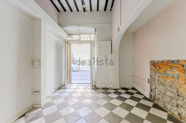 locale di sgombero in vendita a Pistoia