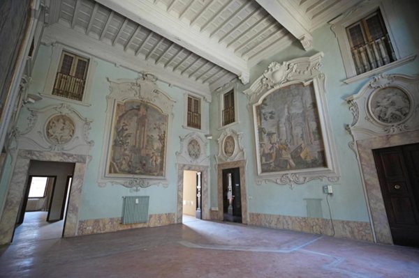 appartamento in vendita a Pistoia in zona Centro Città