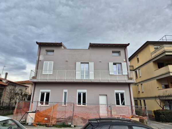 appartamento in vendita a Pistoia in zona Stadio
