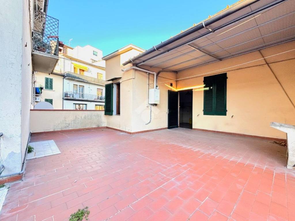 casa indipendente in vendita a Pistoia