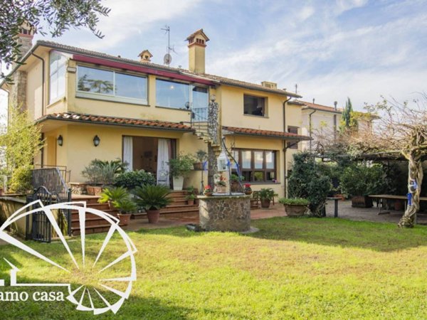casa indipendente in vendita a Pistoia