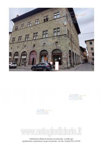 ufficio in vendita a Pistoia in zona Centro Città