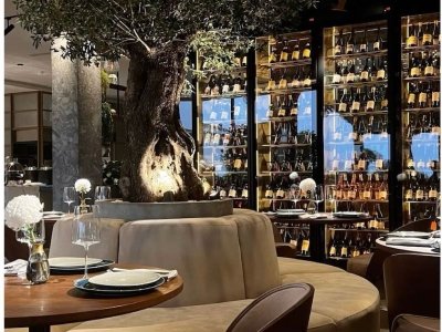 negozio in vendita a Pistoia in zona Centro Città