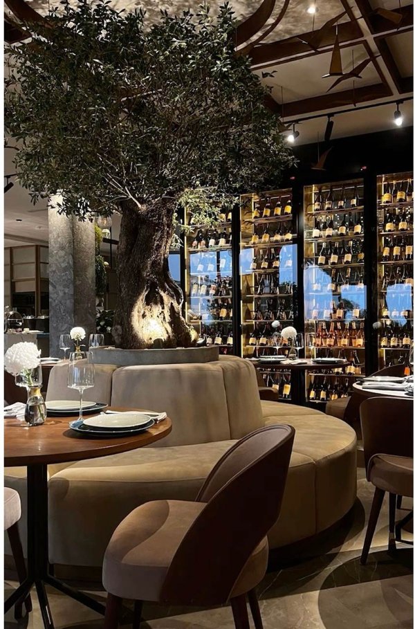 negozio in vendita a Pistoia in zona Centro Città