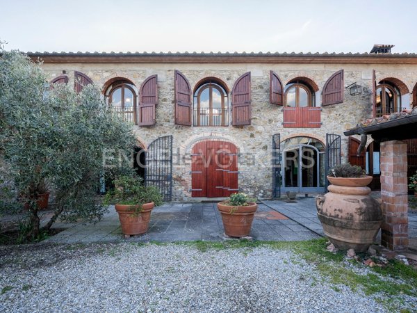 casa indipendente in vendita a Pistoia