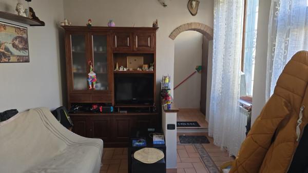 casa indipendente in vendita a Pistoia in zona La Cugna