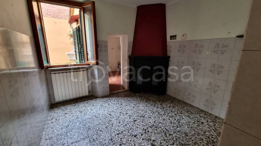 casa indipendente in vendita a Pistoia in zona Valdibrana
