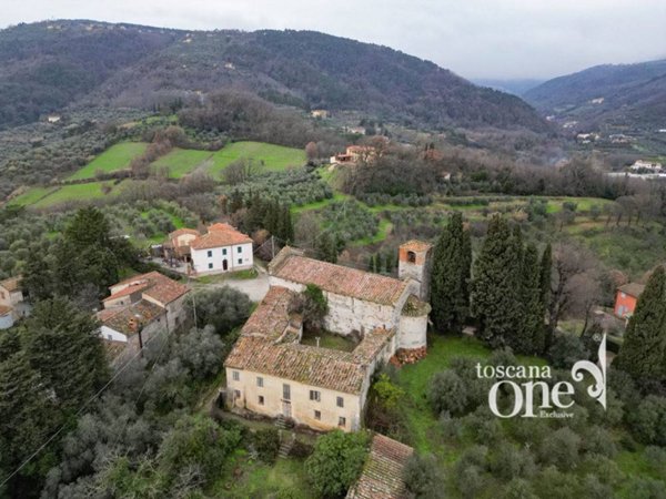 casa indipendente in vendita a Pistoia