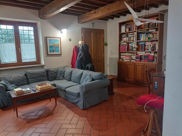 casa indipendente in vendita a Pistoia