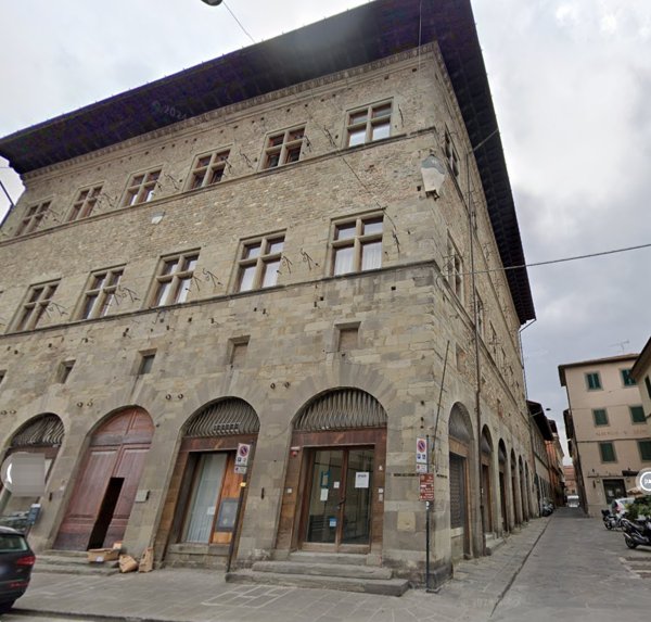 ufficio in vendita a Pistoia