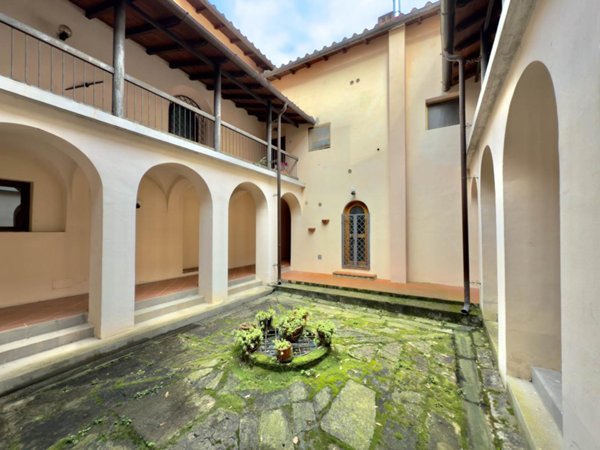 appartamento in vendita a Pistoia in zona Arcigliano