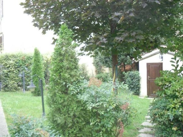casa indipendente in vendita a Pistoia