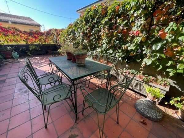 casa indipendente in vendita a Pistoia