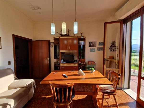 casa indipendente in vendita a Pistoia