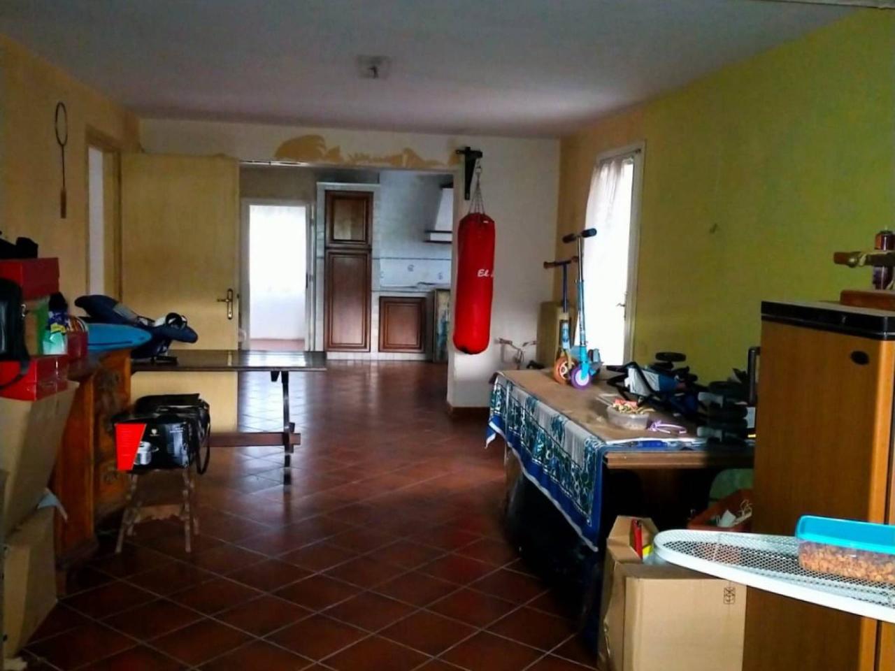 casa indipendente in vendita a Pistoia in zona Spazzavento