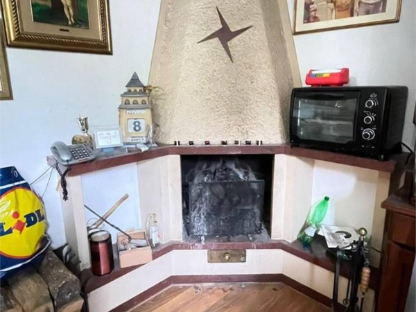 casa indipendente in vendita a Pistoia in zona San Felice