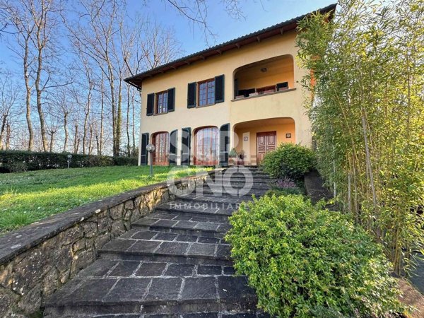 casa indipendente in vendita a Pistoia