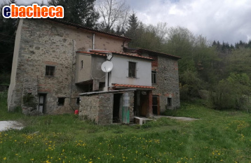 appartamento in vendita a Pistoia in zona Le Piastre