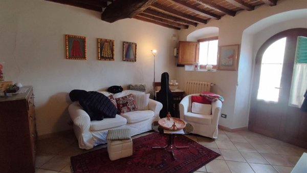casa indipendente in vendita a Pistoia in zona San Felice