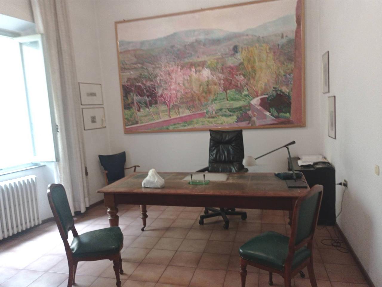 appartamento in vendita a Pistoia in zona Centro Città