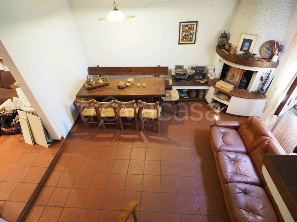 casa indipendente in vendita a Pistoia