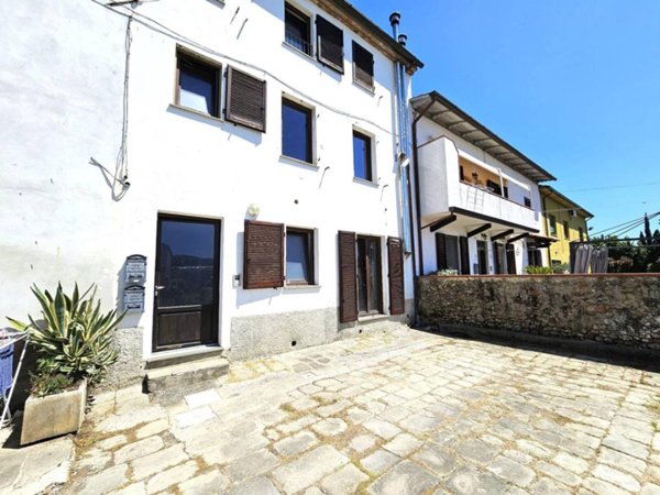 appartamento in vendita a Pistoia in zona Spazzavento