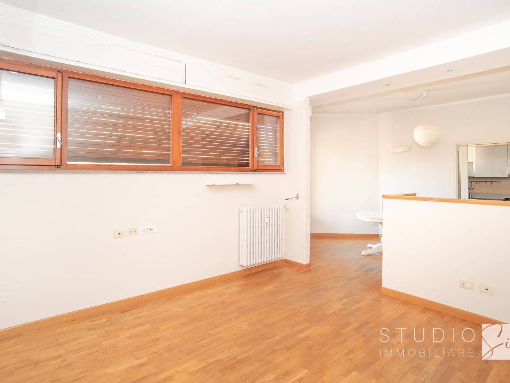 appartamento in vendita a Pistoia in zona Centro Città