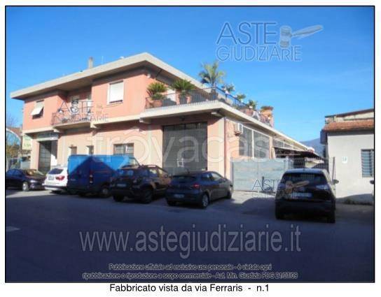 negozio in vendita a Pistoia