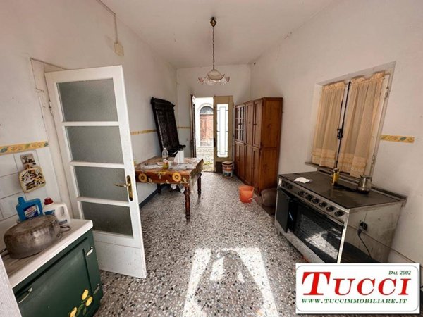 casa indipendente in vendita a Pistoia in zona San Felice