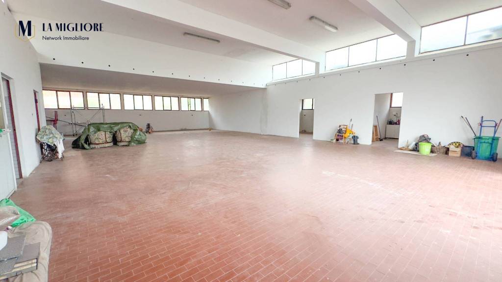 quadrivano in vendita a Pistoia in zona Stadio