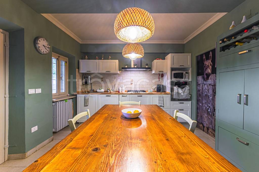 casa indipendente in vendita a Pistoia