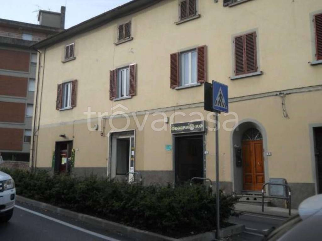 negozio in vendita a Pistoia