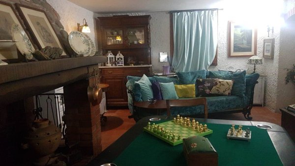 casa indipendente in vendita a Pistoia