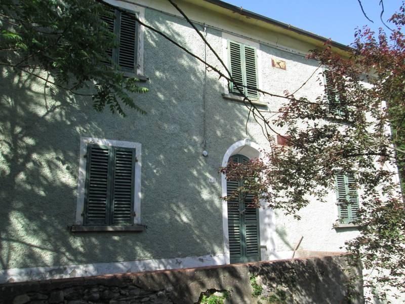 casa indipendente in vendita a Pistoia in zona Valdibure
