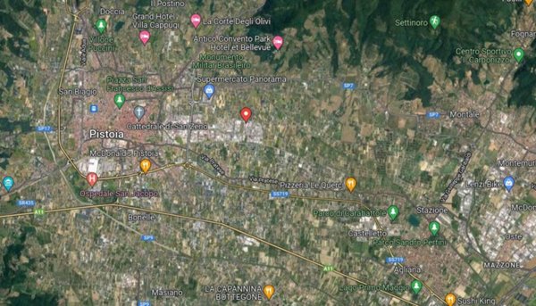negozio in vendita a Pistoia