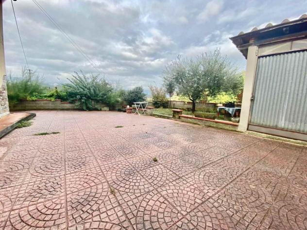 casa indipendente in vendita a Pistoia