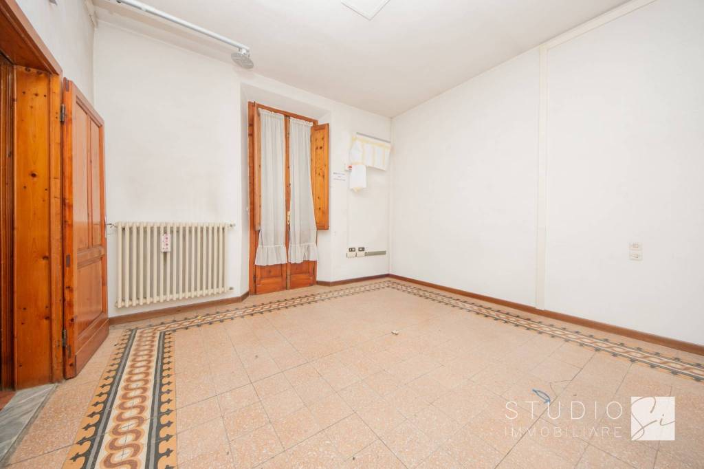 casa indipendente in vendita a Pistoia in zona Centro Città