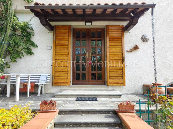 casa indipendente in vendita a Pistoia in zona La Cugna