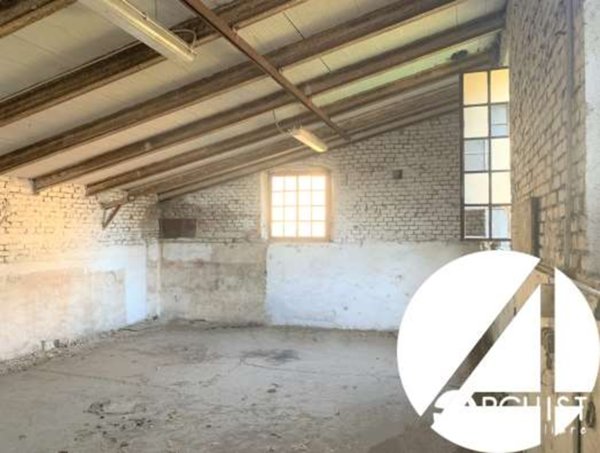 casa indipendente in vendita a Pistoia in zona Centro Città
