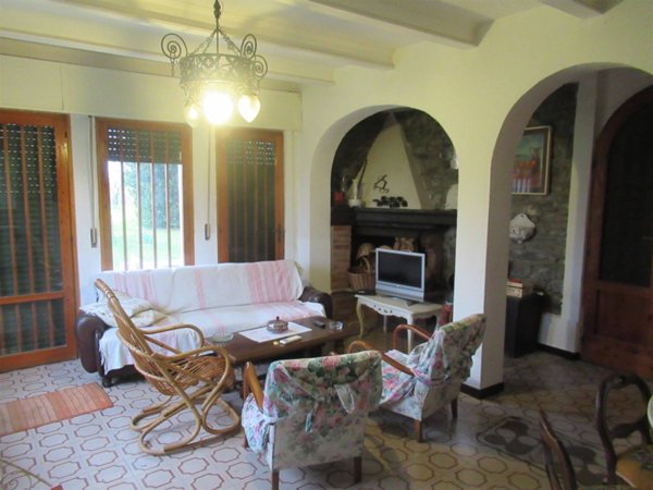 casa indipendente in vendita a Pistoia