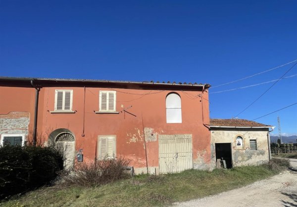 casa indipendente in vendita a Pistoia