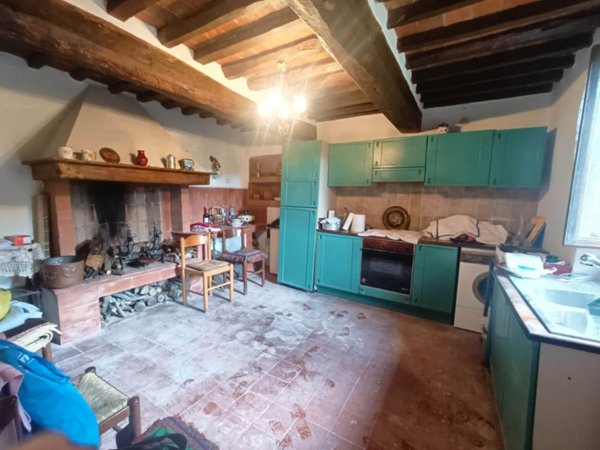 casa indipendente in vendita a Pistoia in zona Sammommè