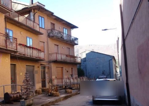 appartamento in vendita a Pistoia in zona Le Piastre