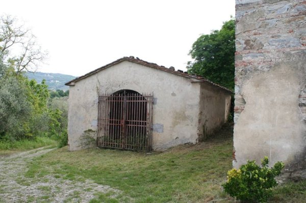 casa indipendente in vendita a Pistoia in zona Valdibrana