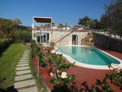 terreno agricolo in vendita a Pistoia in zona Centro Città