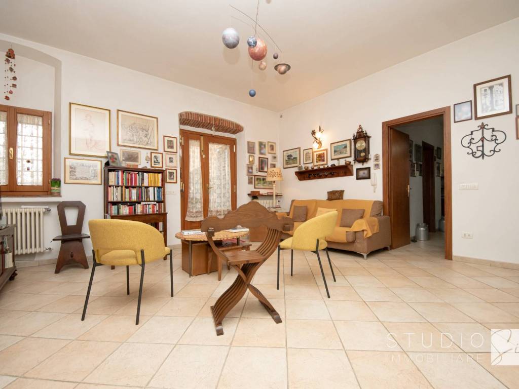 casa indipendente in vendita a Pistoia