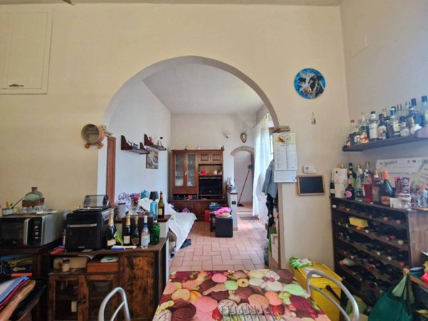 casa indipendente in vendita a Pistoia